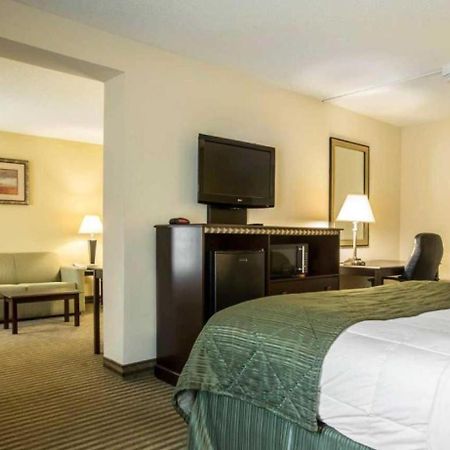 Quality Inn & Suites Greenville - Haywood Mall المظهر الخارجي الصورة
