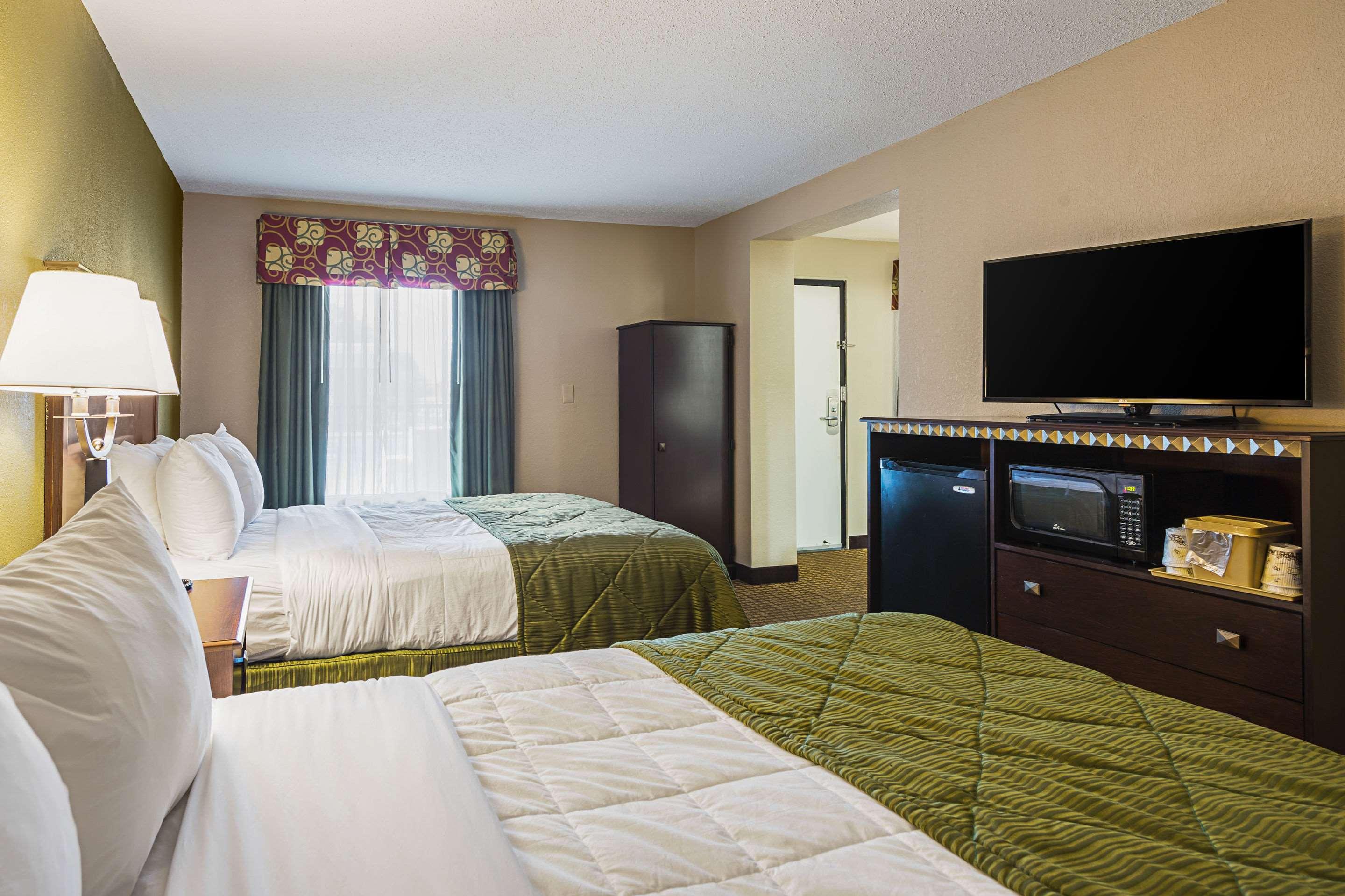 Quality Inn & Suites Greenville - Haywood Mall المظهر الخارجي الصورة