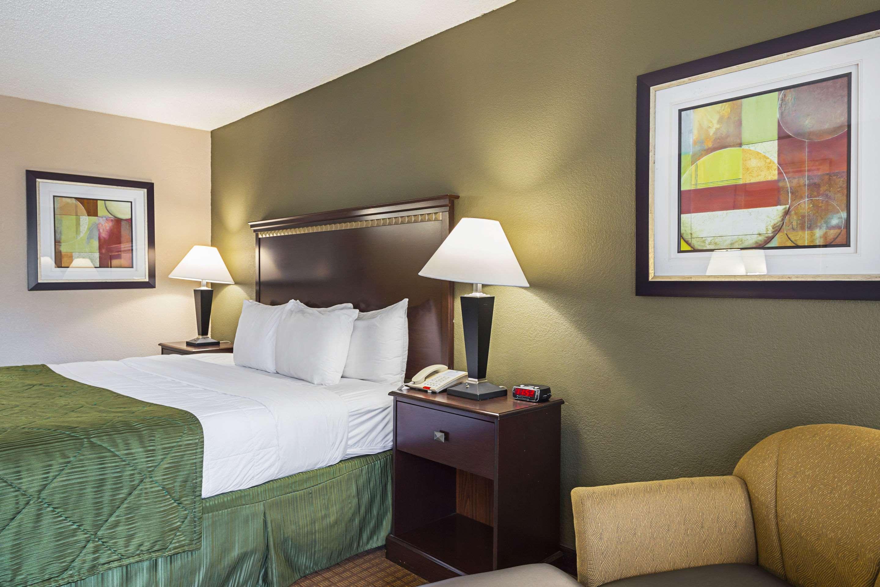 Quality Inn & Suites Greenville - Haywood Mall المظهر الخارجي الصورة