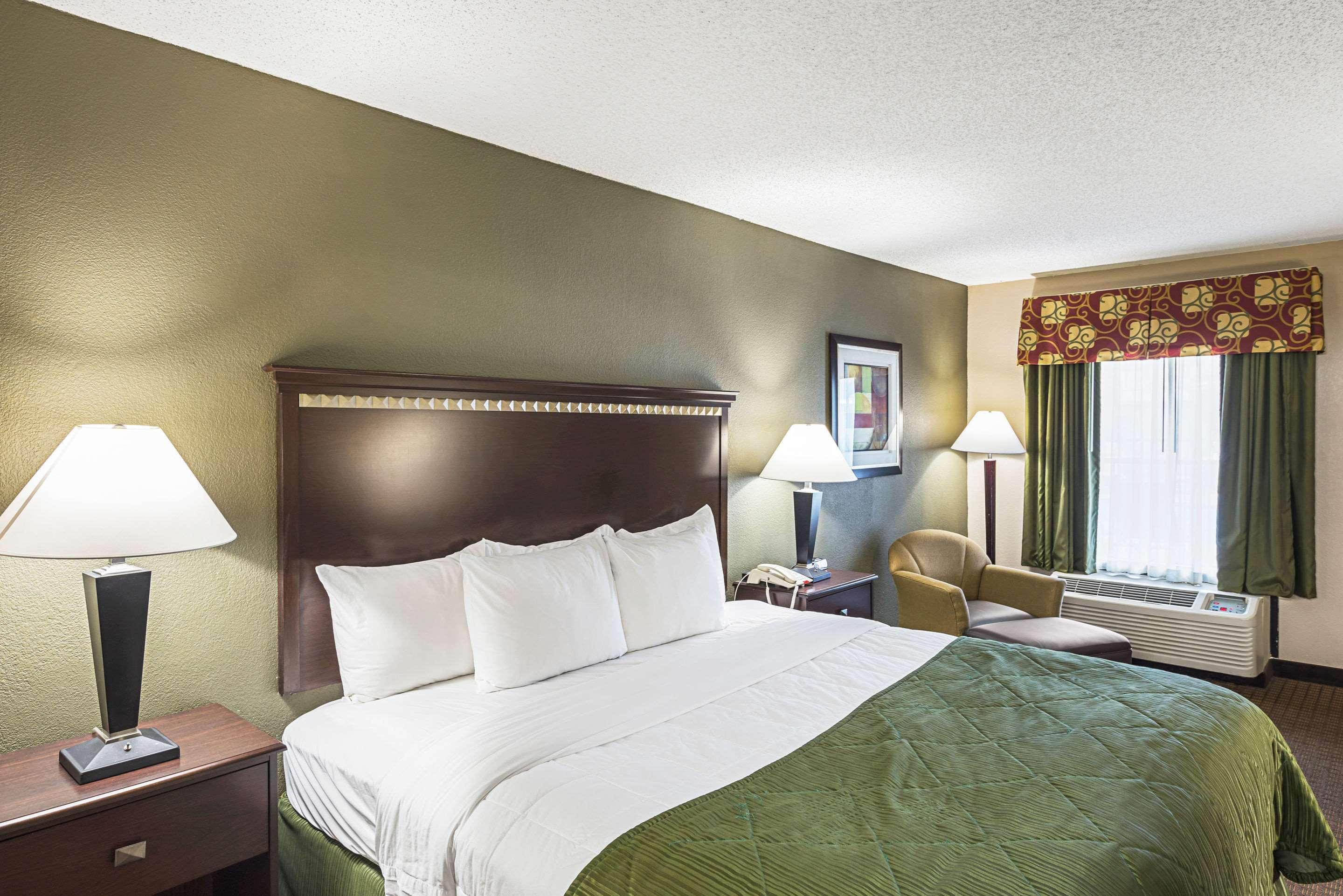 Quality Inn & Suites Greenville - Haywood Mall المظهر الخارجي الصورة