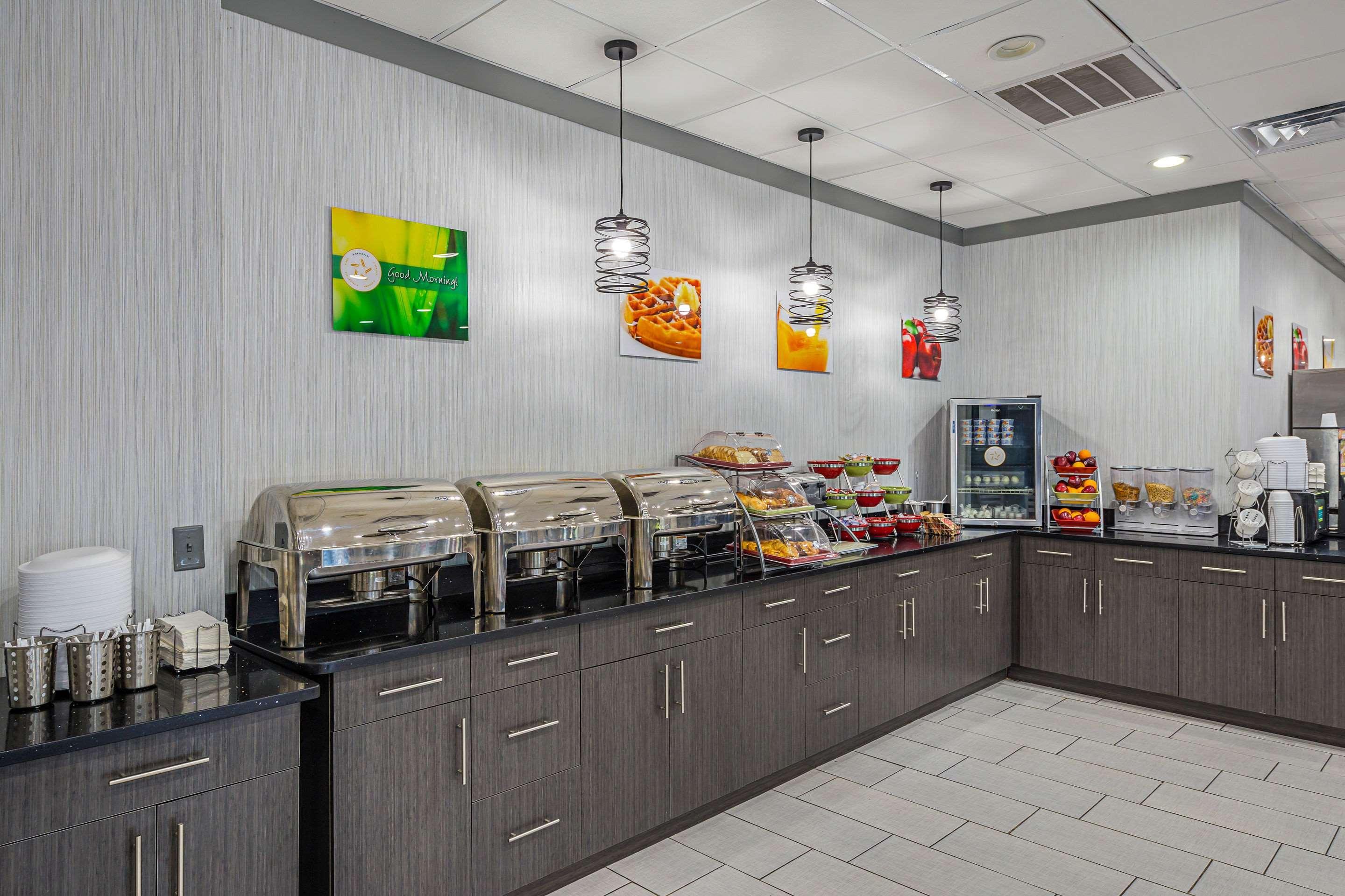 Quality Inn & Suites Greenville - Haywood Mall المظهر الخارجي الصورة