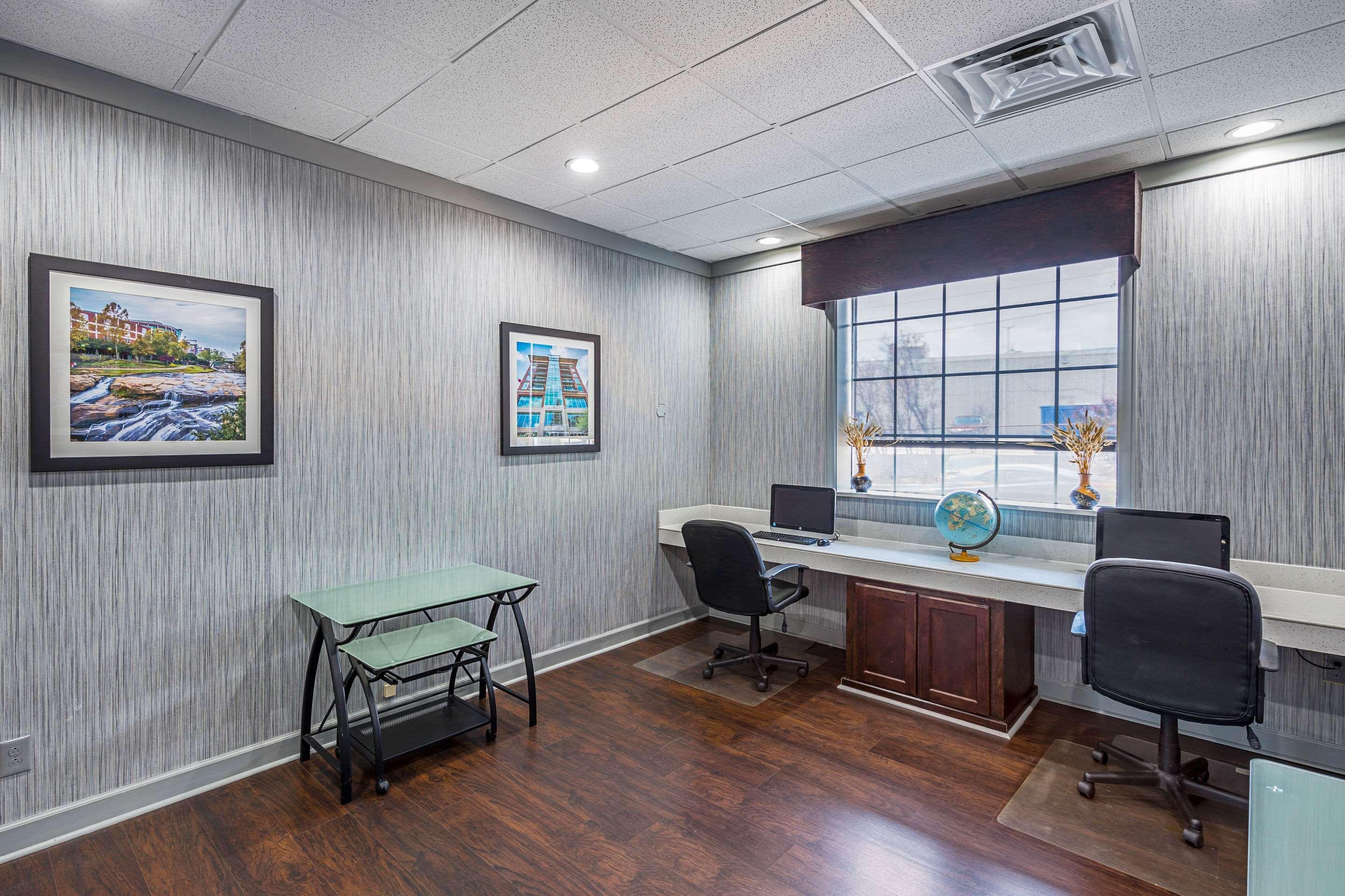 Quality Inn & Suites Greenville - Haywood Mall المظهر الخارجي الصورة