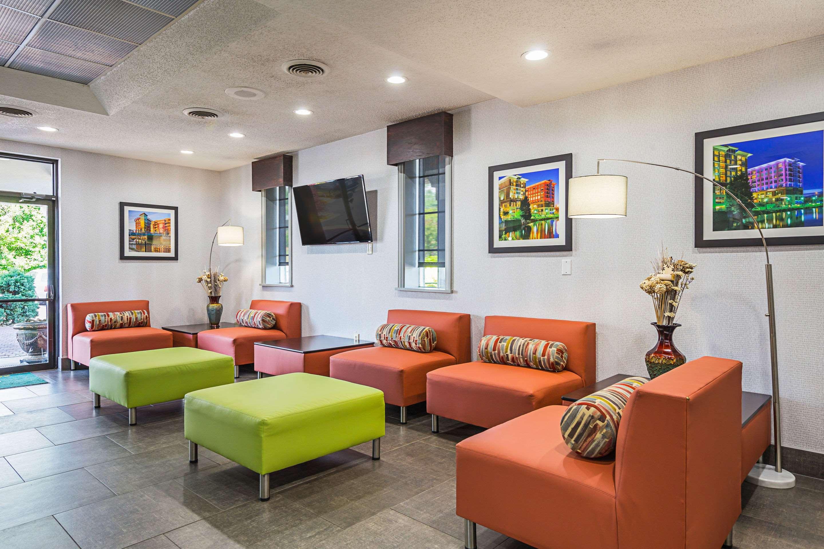 Quality Inn & Suites Greenville - Haywood Mall المظهر الخارجي الصورة