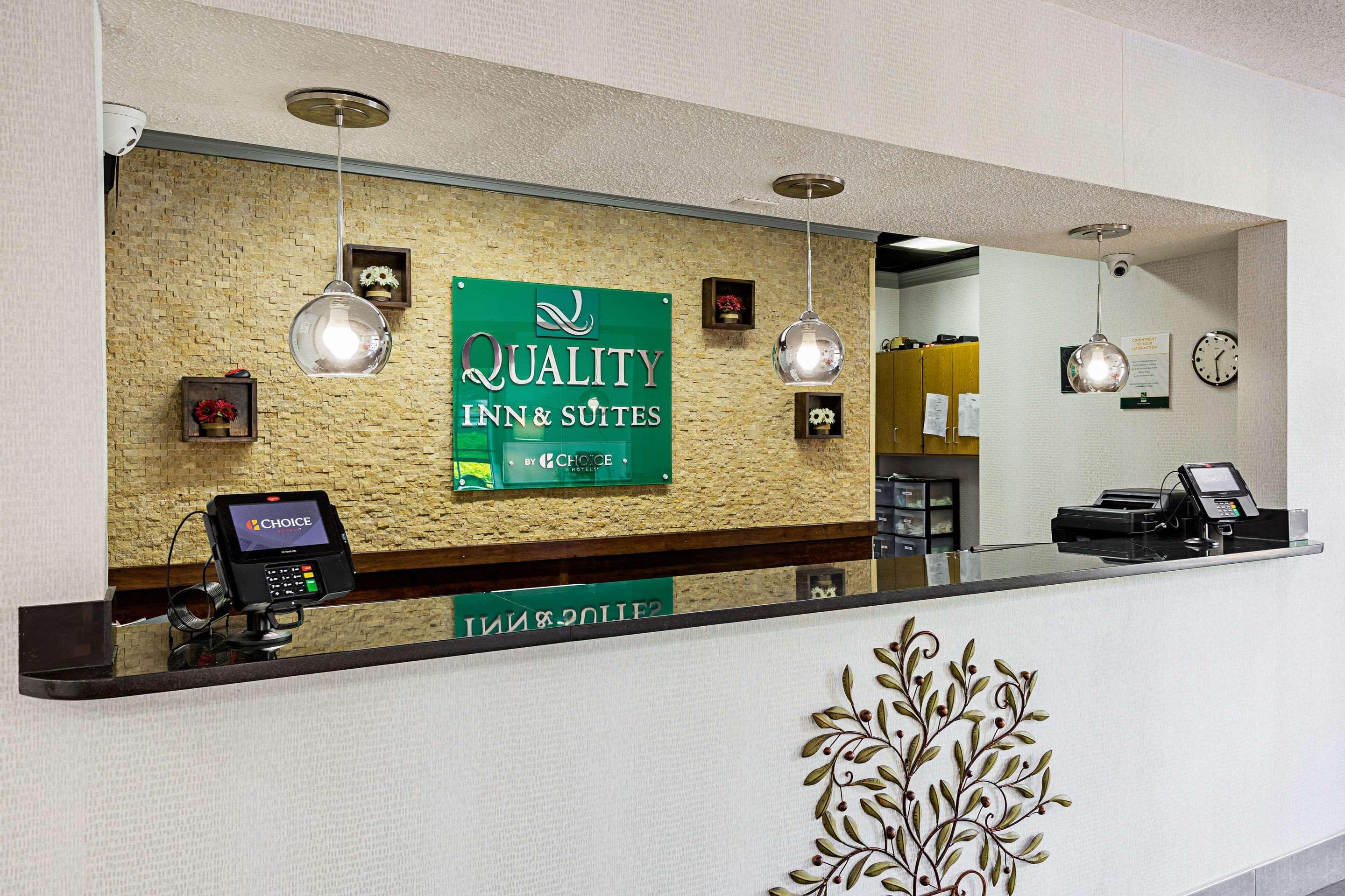 Quality Inn & Suites Greenville - Haywood Mall المظهر الخارجي الصورة