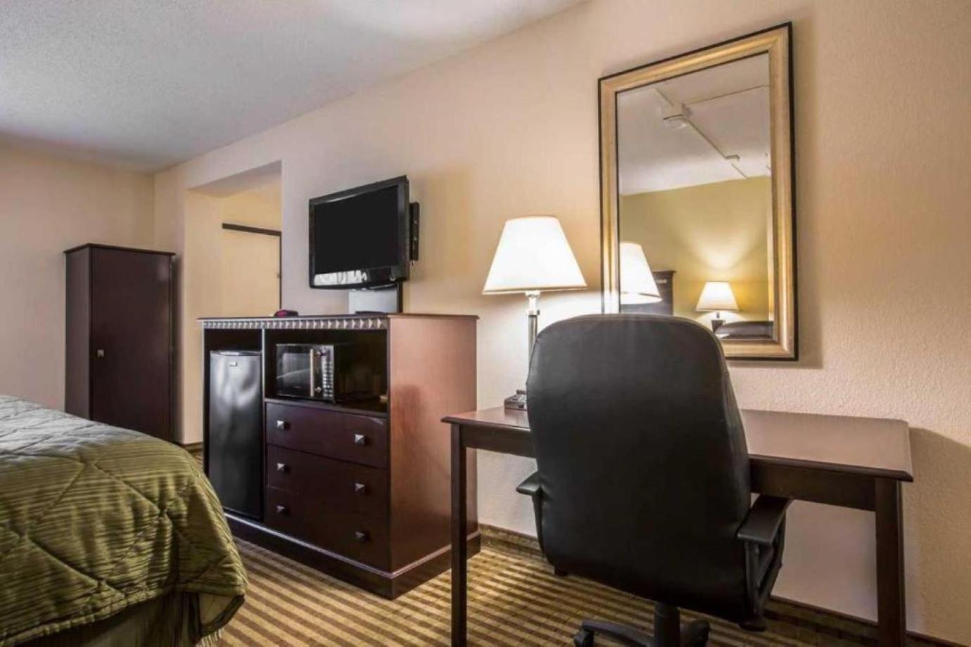 Quality Inn & Suites Greenville - Haywood Mall المظهر الخارجي الصورة